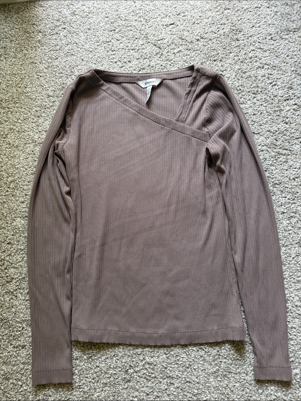 SPANX Ribbed Long-Sleeve Top in Mauve Taupe Size S - Picture 6 of 7